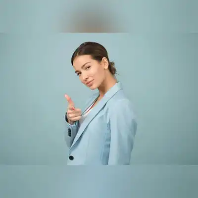 陈英